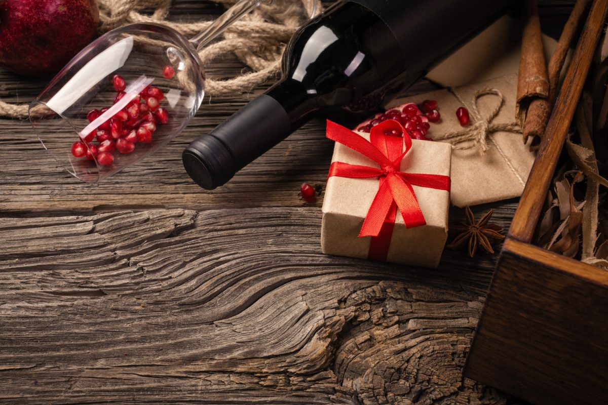 3 cadouri perfecte pentru pasionații de vin